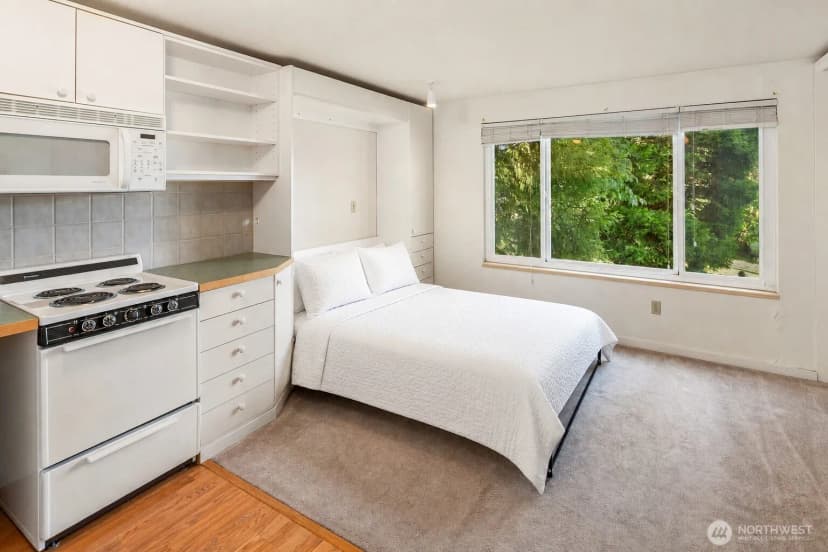 Property photo for 1810 43rd Avenue E #201, Seattle photo 7