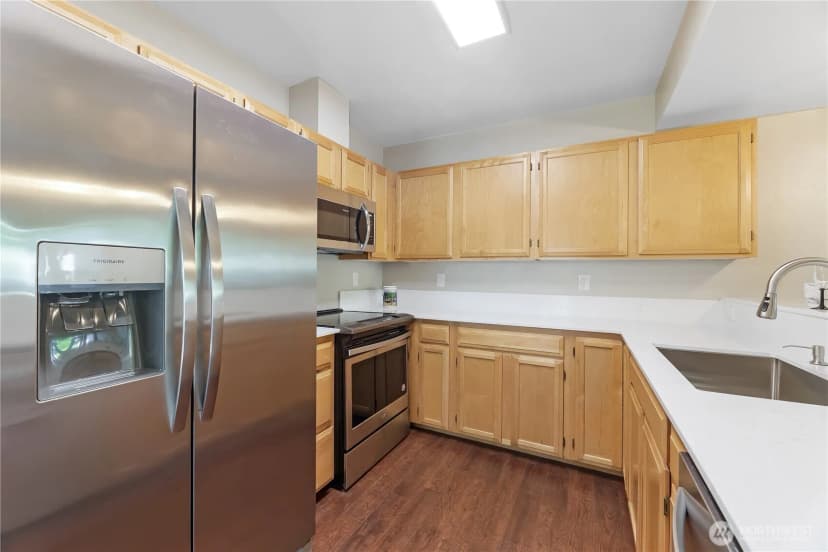 Property photo for 11520 Maple Court, Mukilteo photo 6