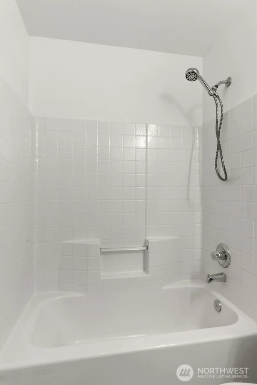 Property photo for 1025 62nd Street Se #26a, Auburn photo 29