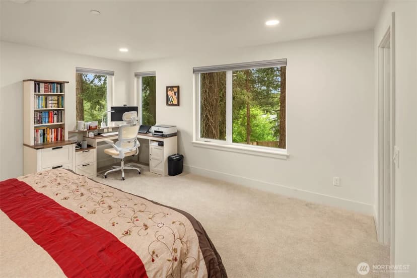 Property photo for 10827 104th Avenue Ne #1, Kirkland photo 26