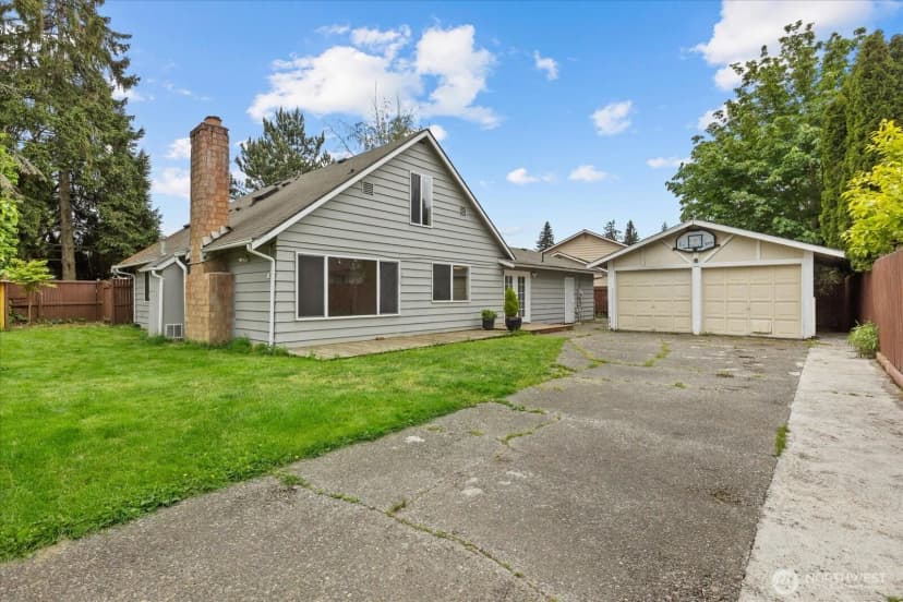 Property photo for 5205 173rd Place Sw, Lynnwood photo 24