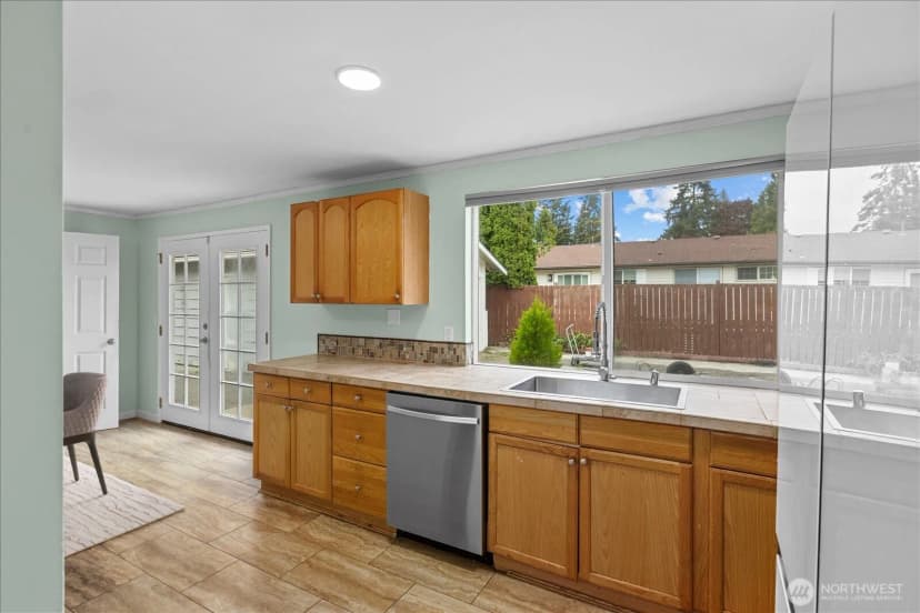 Property photo for 5205 173rd Place Sw, Lynnwood photo 6