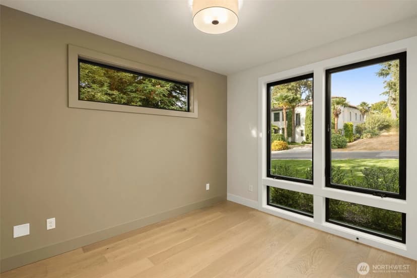 Property photo for 621 13th Avenue W, Kirkland photo 6