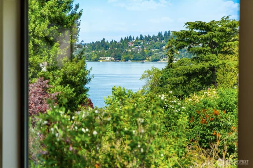 Property photo for 4114 48th Avenue S, Seattle photo 14