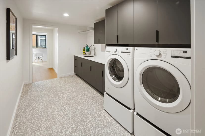 Property photo for 4114 48th Avenue S, Seattle photo 27