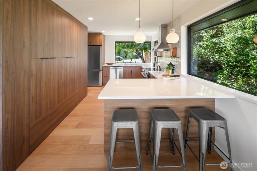 Property photo for 4114 48th Avenue S, Seattle photo 6