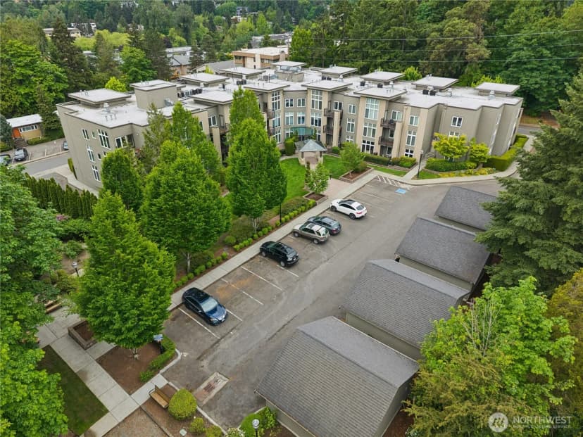 Property photo for 150 102nd Avenue Se #105, Bellevue photo 31