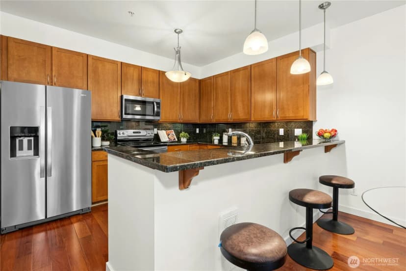 Property photo for 150 102nd Avenue Se #105, Bellevue photo 10