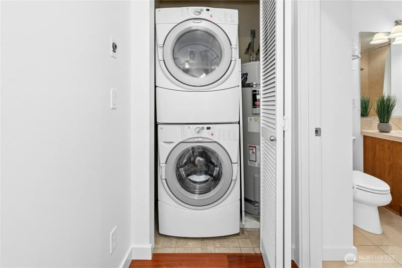 Property photo for 150 102nd Avenue Se #105, Bellevue photo 23
