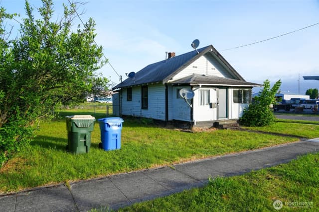Property photo for 301 S Gold Street, Centralia