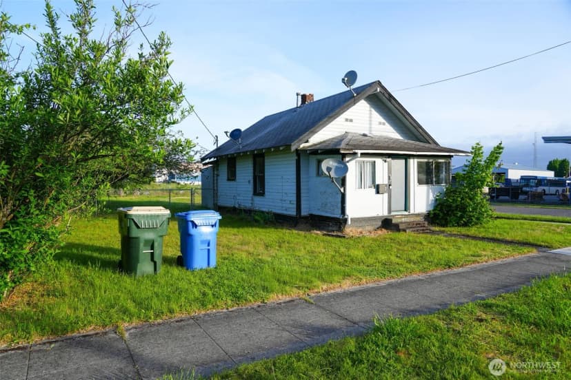 Property photo for 301 S Gold Street, Centralia