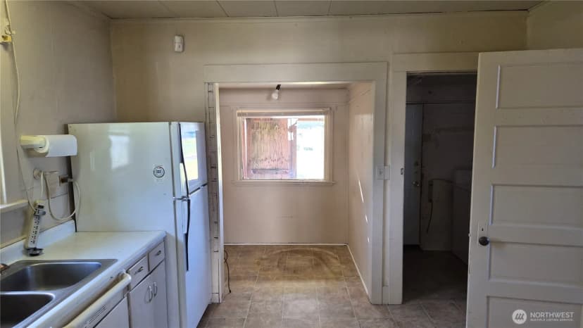 Property photo for 301 S Gold Street, Centralia photo 17