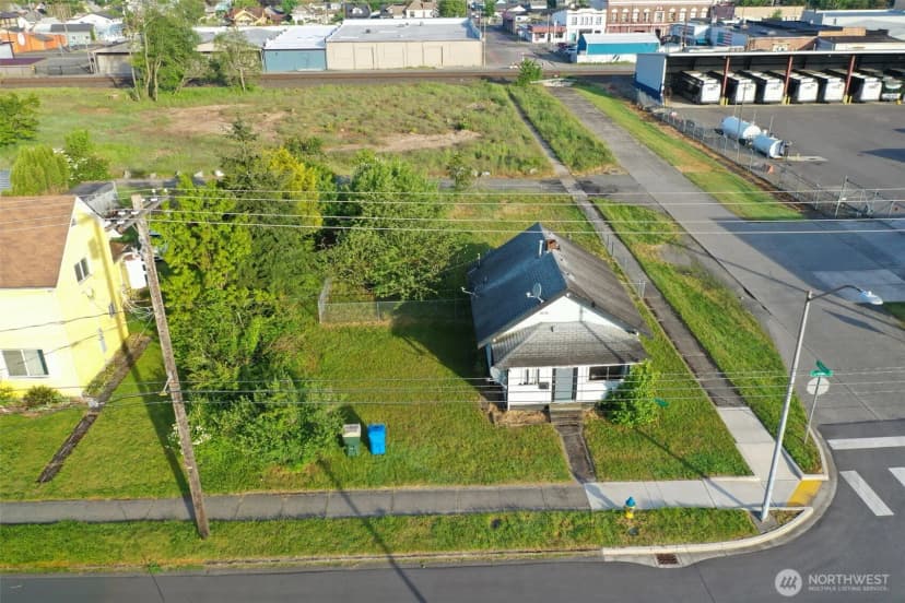 Property photo for 301 S Gold Street, Centralia photo 9