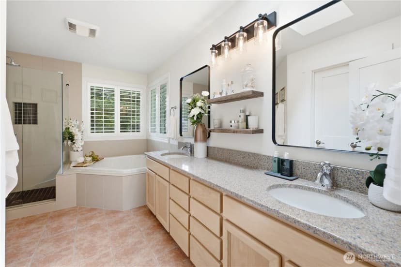 Property photo for 27621 Ne Quail Creek Drive, Redmond photo 29