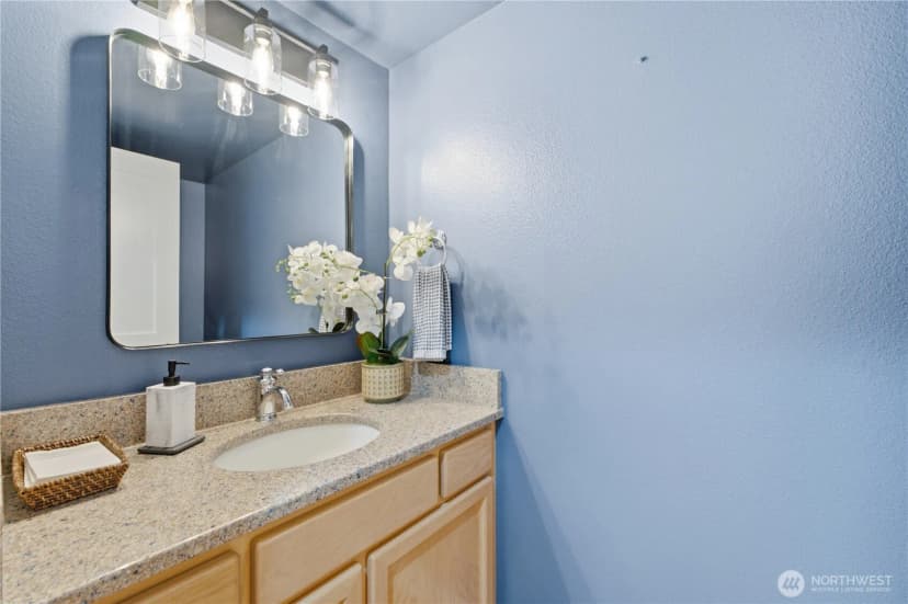 Property photo for 27621 Ne Quail Creek Drive, Redmond photo 21