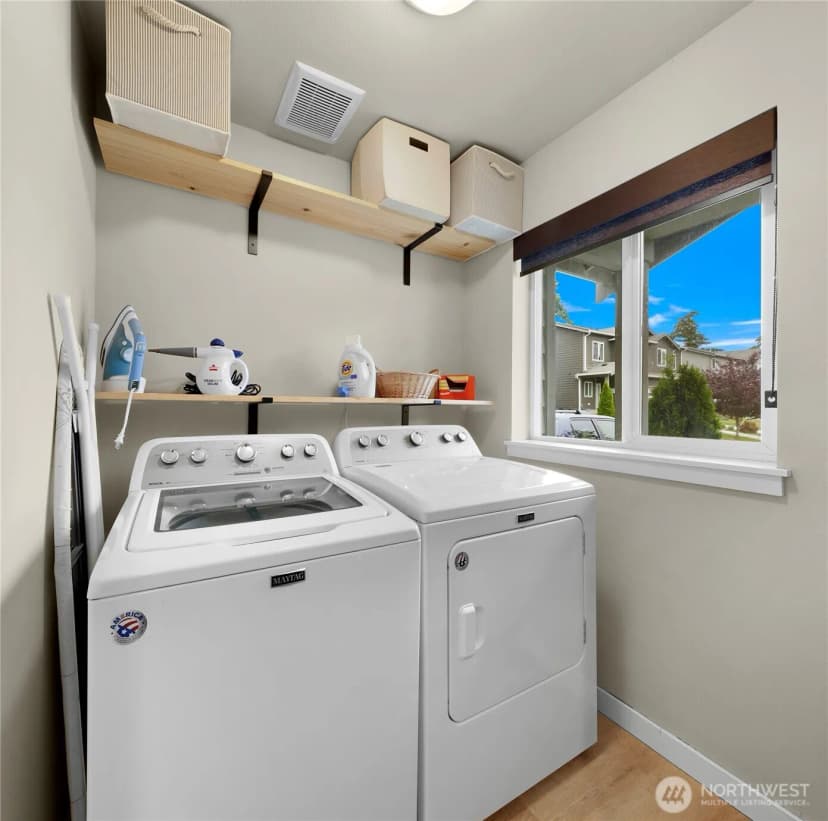 Property photo for 1911 Sw Cooper Way, Oak Harbor photo 13