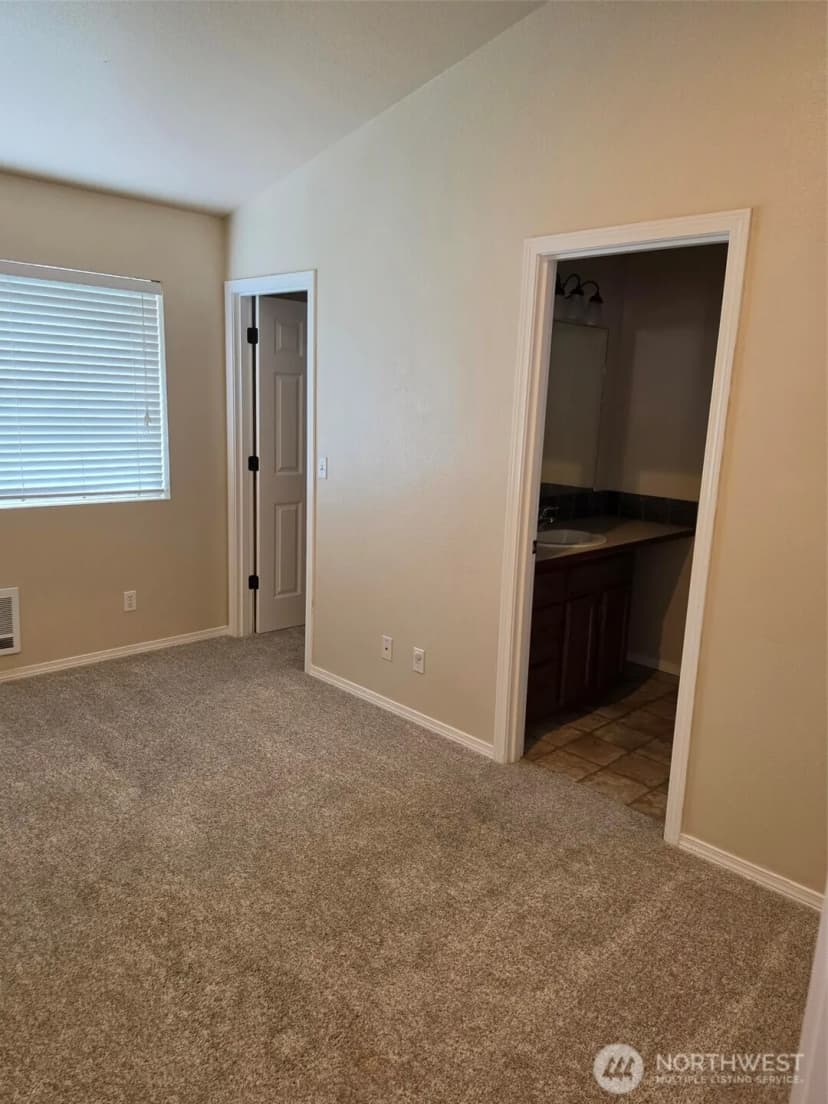 Property photo for 336 N Lafayette Avenue, Bremerton photo 18