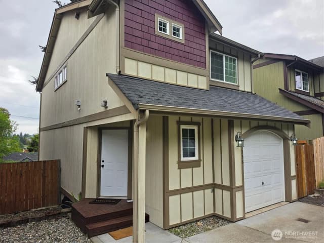 Property photo for 336 N Lafayette Avenue, Bremerton photo 2