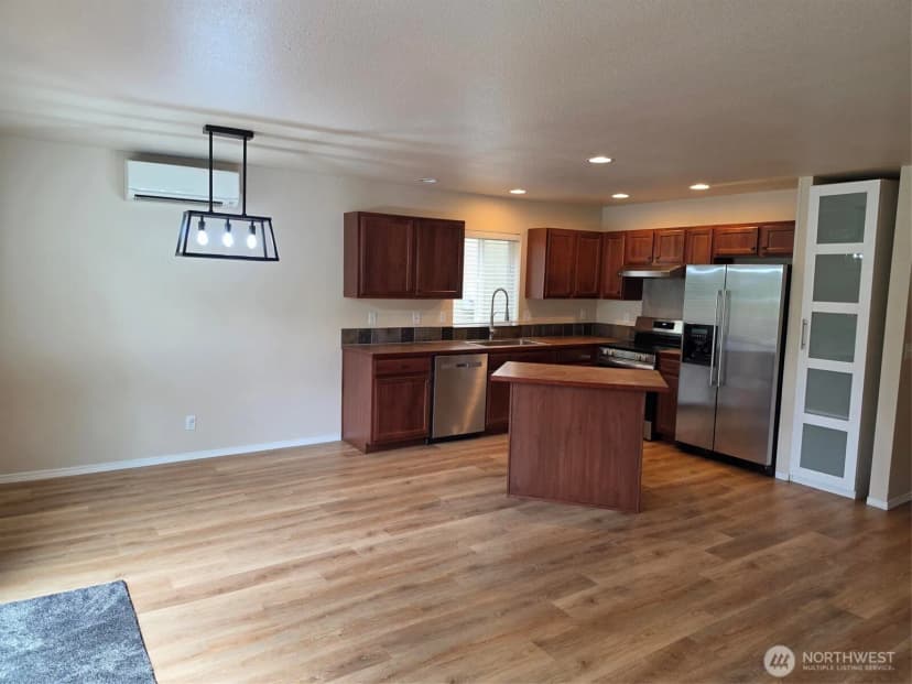 Property photo for 336 N Lafayette Avenue, Bremerton photo 8