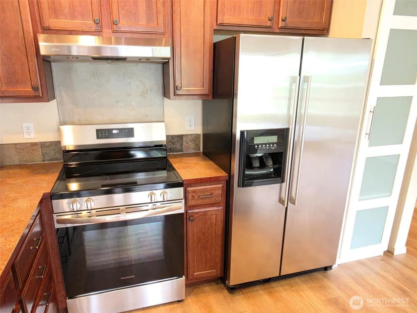 Property photo for 336 N Lafayette Avenue, Bremerton photo 12