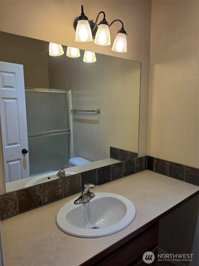 Property photo for 336 N Lafayette Avenue, Bremerton photo 20