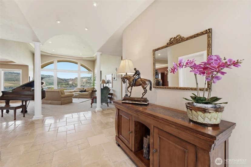 Property photo for 124 Waterview Drive, Chelan photo 6