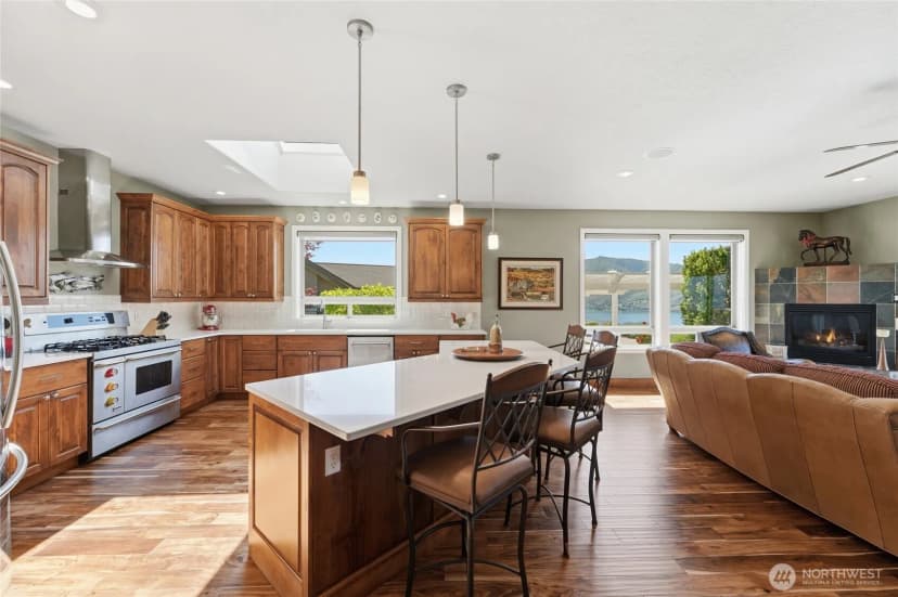 Property photo for 124 Waterview Drive, Chelan photo 13