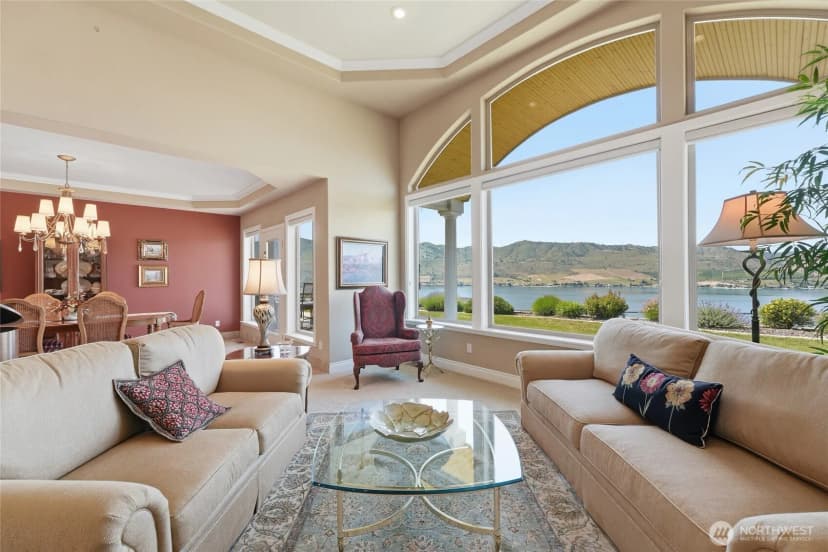 Property photo for 124 Waterview Drive, Chelan photo 8