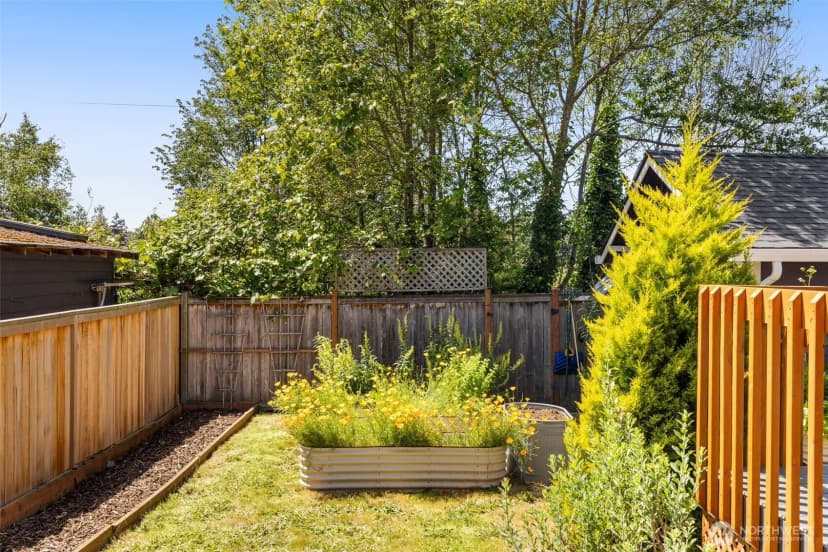 Property photo for 4117 45th Avenue Sw, Seattle photo 21