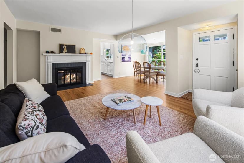 Property photo for 3806 W Bertona Street, Seattle photo 9