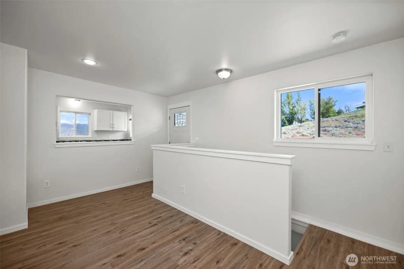 Property photo for 40831 Miles Creston Drive N, Davenport photo 16