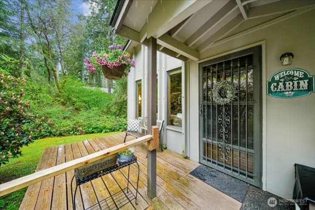Property photo for 10606 Olympic Drive, Anderson Island photo 4