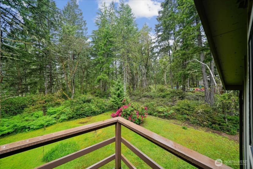 Property photo for 10606 Olympic Drive, Anderson Island photo 7