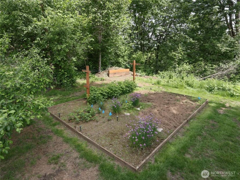Property photo for 20105 2nd Avenue Nw, Arlington photo 24