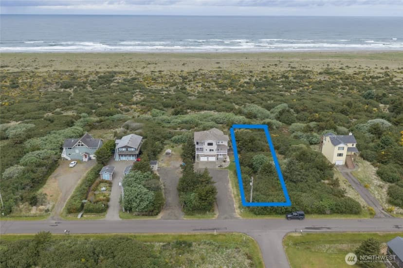 Property photo for 763 S Sand Dune Avenue Sw, Ocean Shores