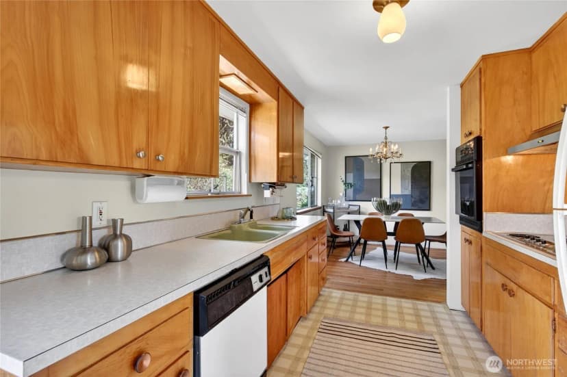 Property photo for 17911 51st Avenue S, Sea Tac photo 10