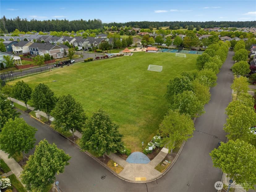 Property photo for 7604 Traditions Avenue Ne, Lacey photo 24