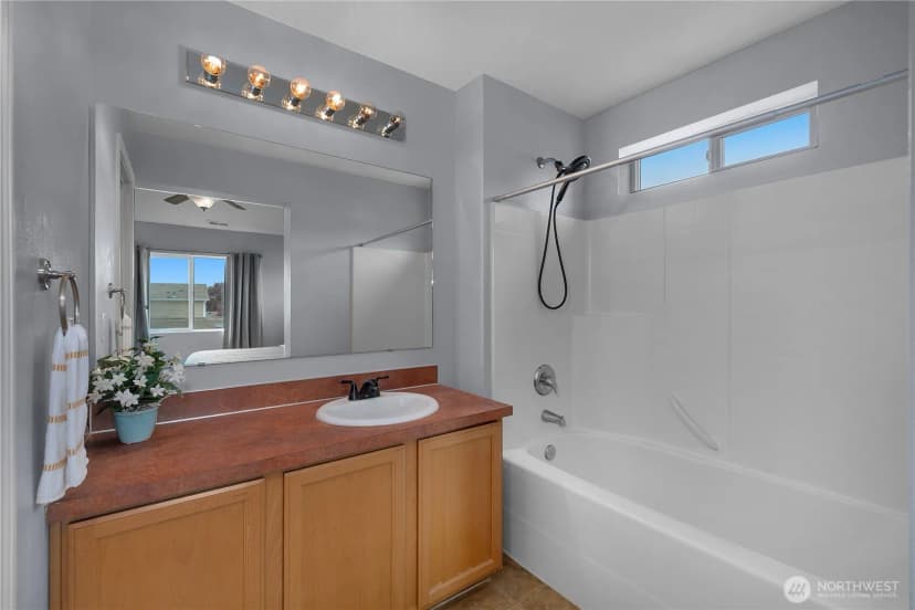 Property photo for 7604 Traditions Avenue Ne, Lacey photo 15