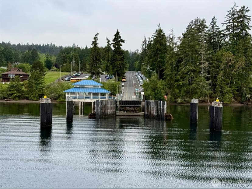 Property photo for 11321 Lake Josephine Avenue, Anderson Island photo 17