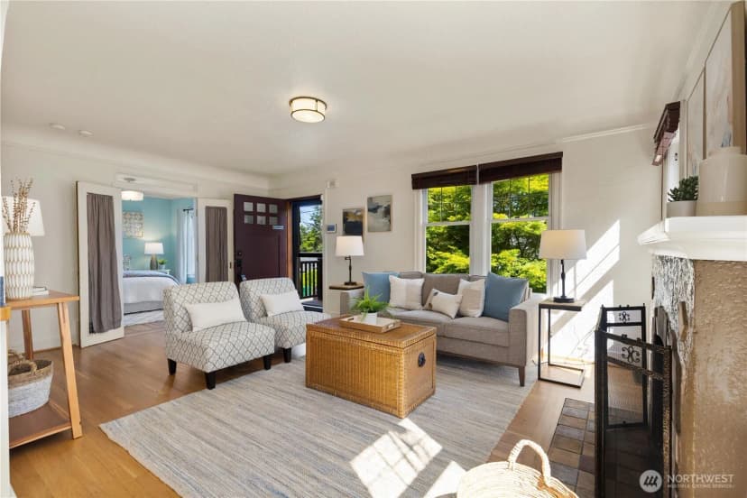 Property photo for 547 Ne 91st Street, Seattle photo 6