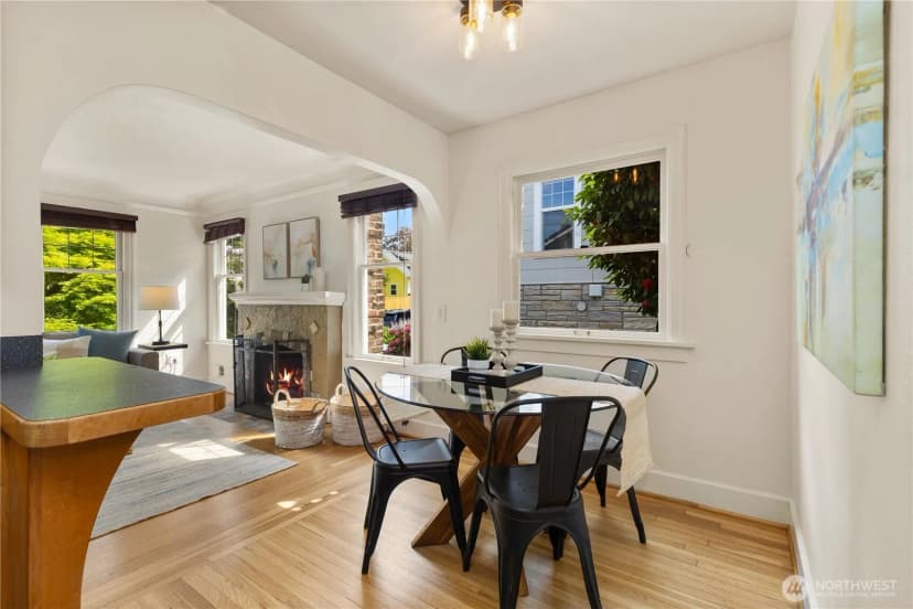 Property photo for 547 Ne 91st Street, Seattle photo 10