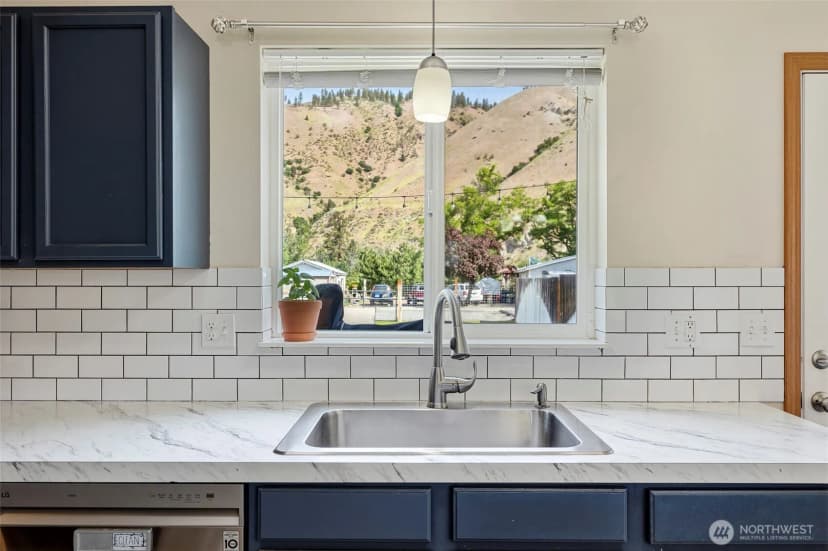 Property photo for 200 W Pleasant Avenue, Cashmere photo 9