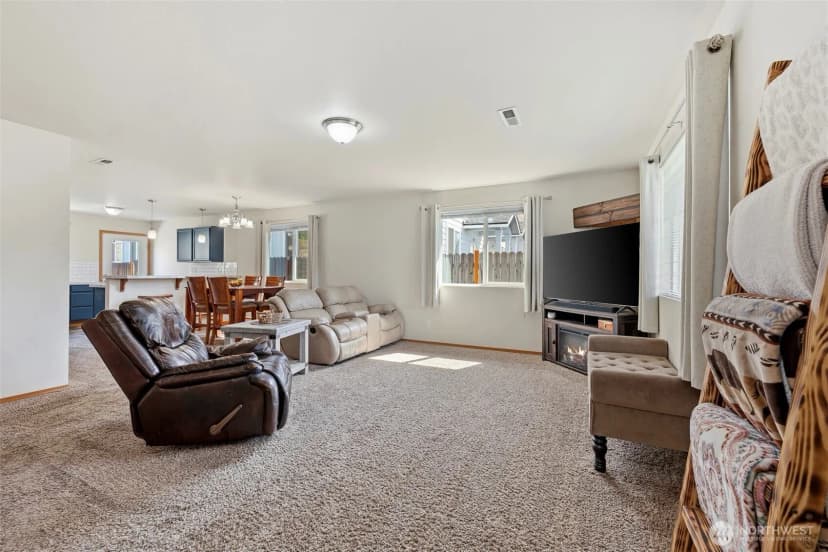 Property photo for 200 W Pleasant Avenue, Cashmere photo 4