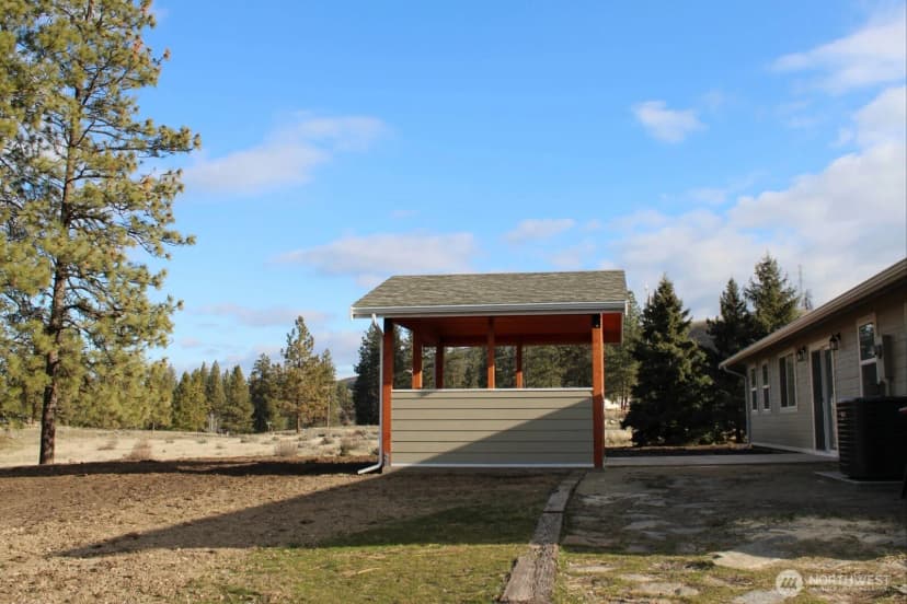 Property photo for 2 Oakes Drive, Tonasket photo 5