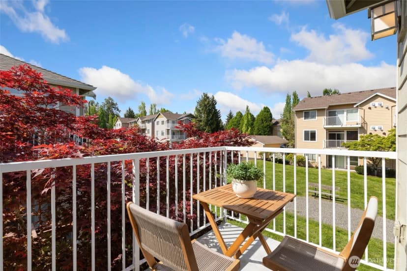 Property photo for 551 241st Lane Se, Sammamish photo 15