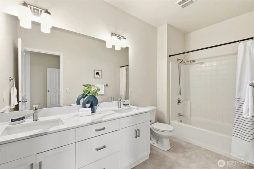 Property photo for 551 241st Lane Se, Sammamish photo 18