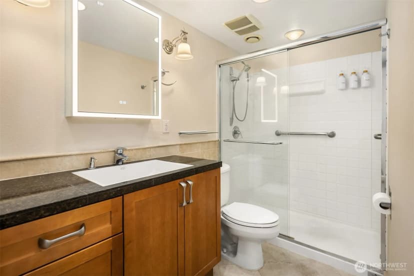 Property photo for 9909 Ne 1st #306, Bellevue photo 21
