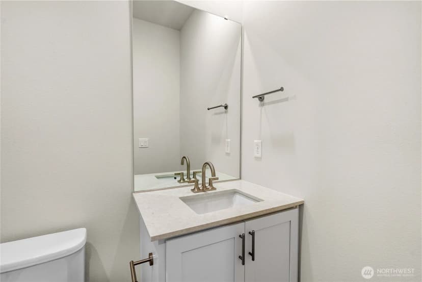 Property photo for 3971 Flat Top Drive, Bremerton photo 14