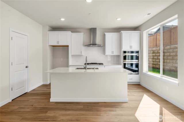 Property photo for 3971 Flat Top Drive, Bremerton photo 4