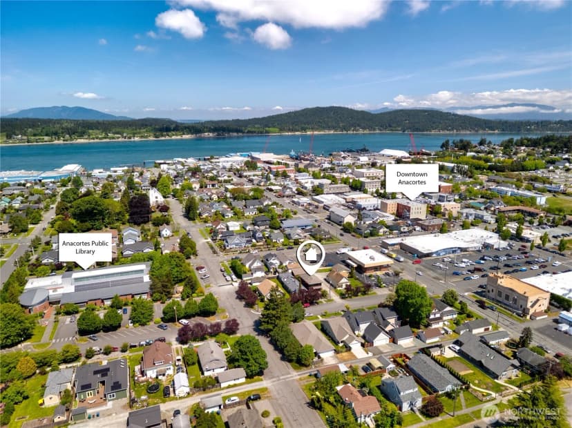 Property photo for 1114 10th St, Anacortes photo 26